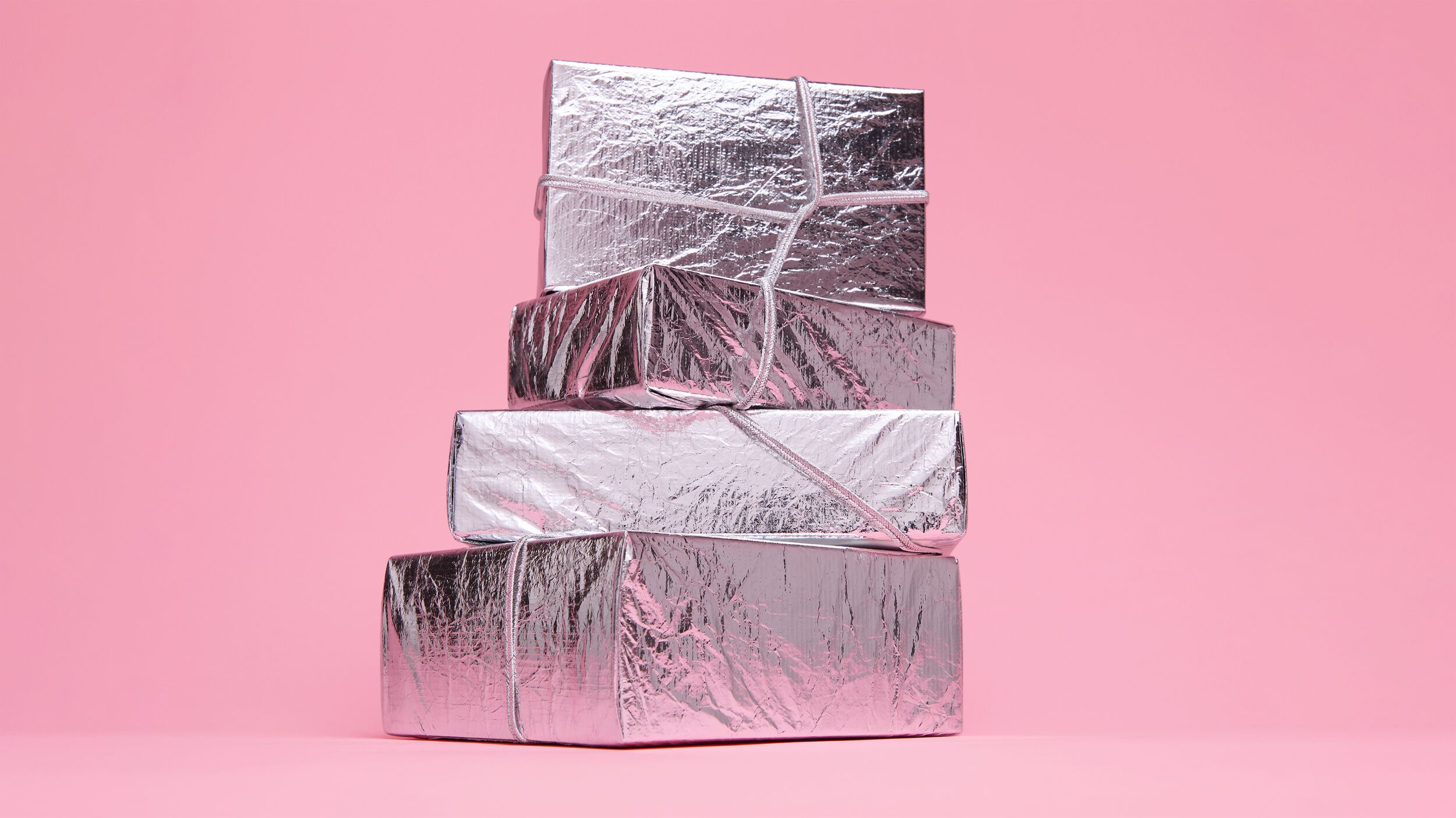 gifting-blog-hero.jpg Gifts Wrapped Up