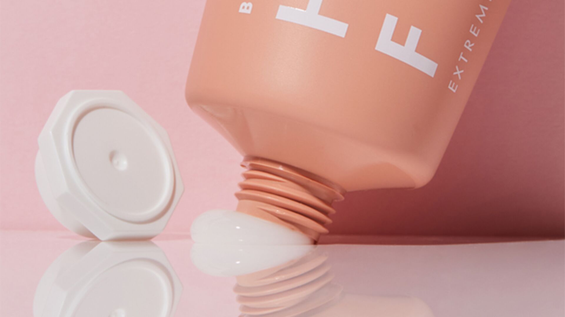 happy-face-redness-reduce-hero.jpg Beauty Pie Happy Face CICA Cream