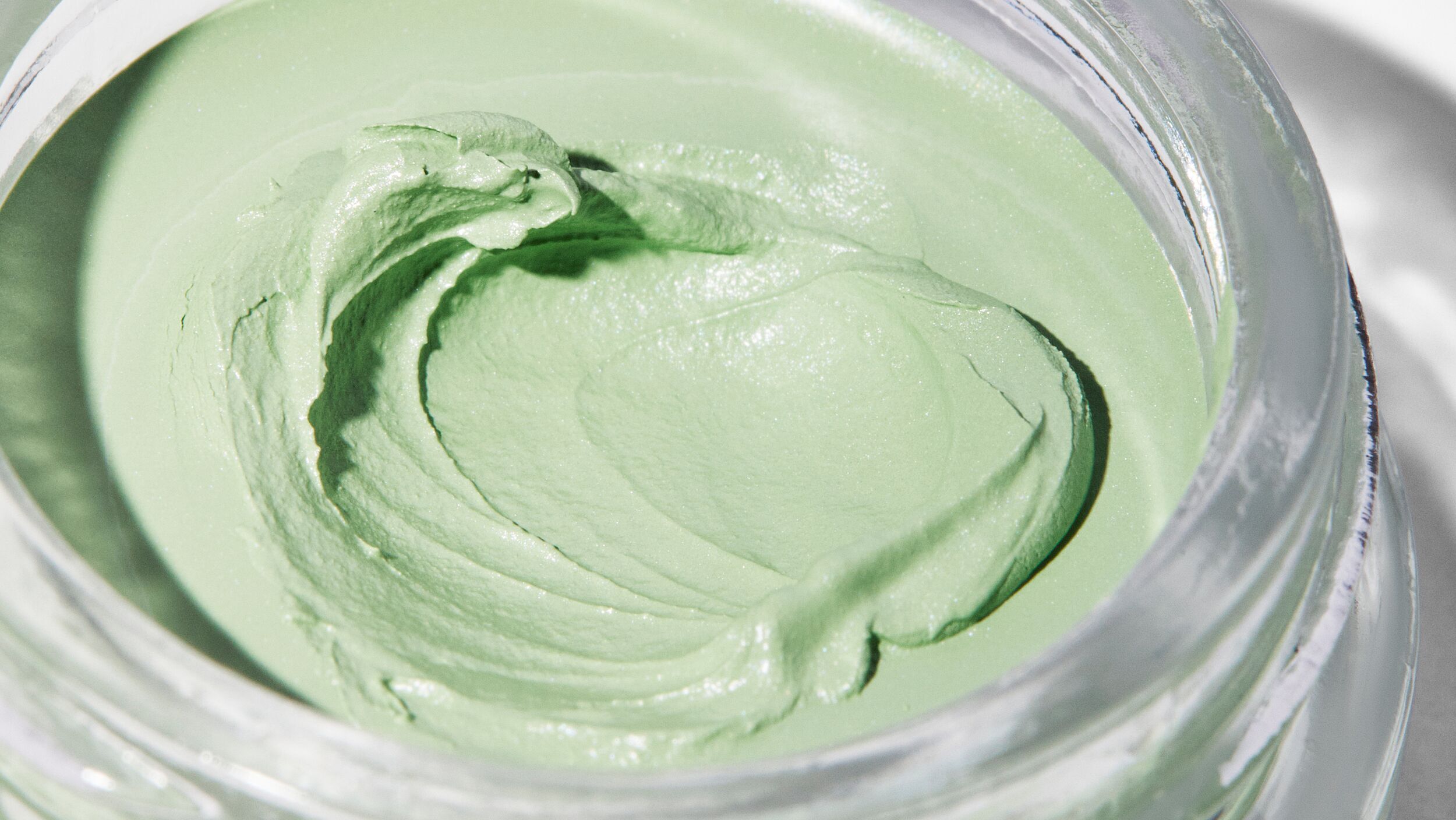 super-luminous-hero-image.jpg Close up of Superluminous Redness Corrector